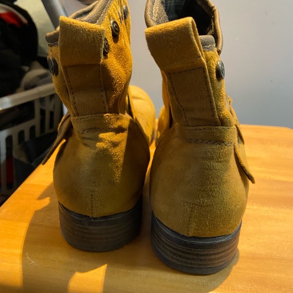 Booties - Picture 3 of 3